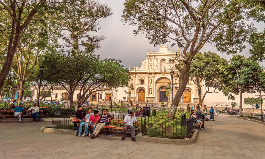 antigua tours