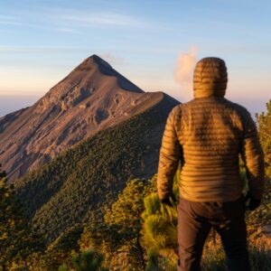 volcan de acatenango guatemala