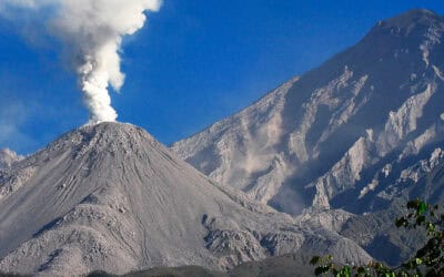 Volcán Santa María vs. Tajumulco: Which Hike Should You Choose?
