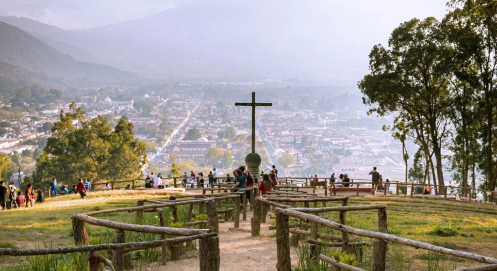 cerro de la cruz antigua guatemala