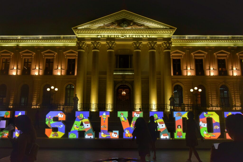 El Salvador Guatemala​